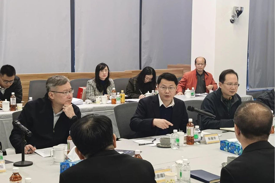 68d4eb92-01d1-4036-bf98-886871a7f8d9.jpg 68d4eb92-01d1-4036-bf98-886871a7f8d9.jpg